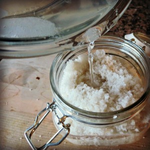Sea-Salt-and-Coconut-Oil-1024x768